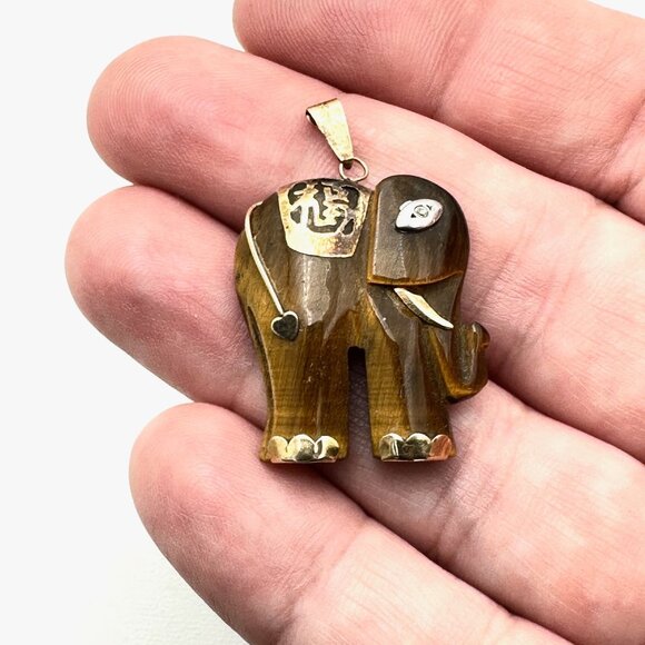 Estate Womens 10K Yellow Gold Tiger Eye Elephant Pendant Diamond Eye Vintage - Picture 2 of 3